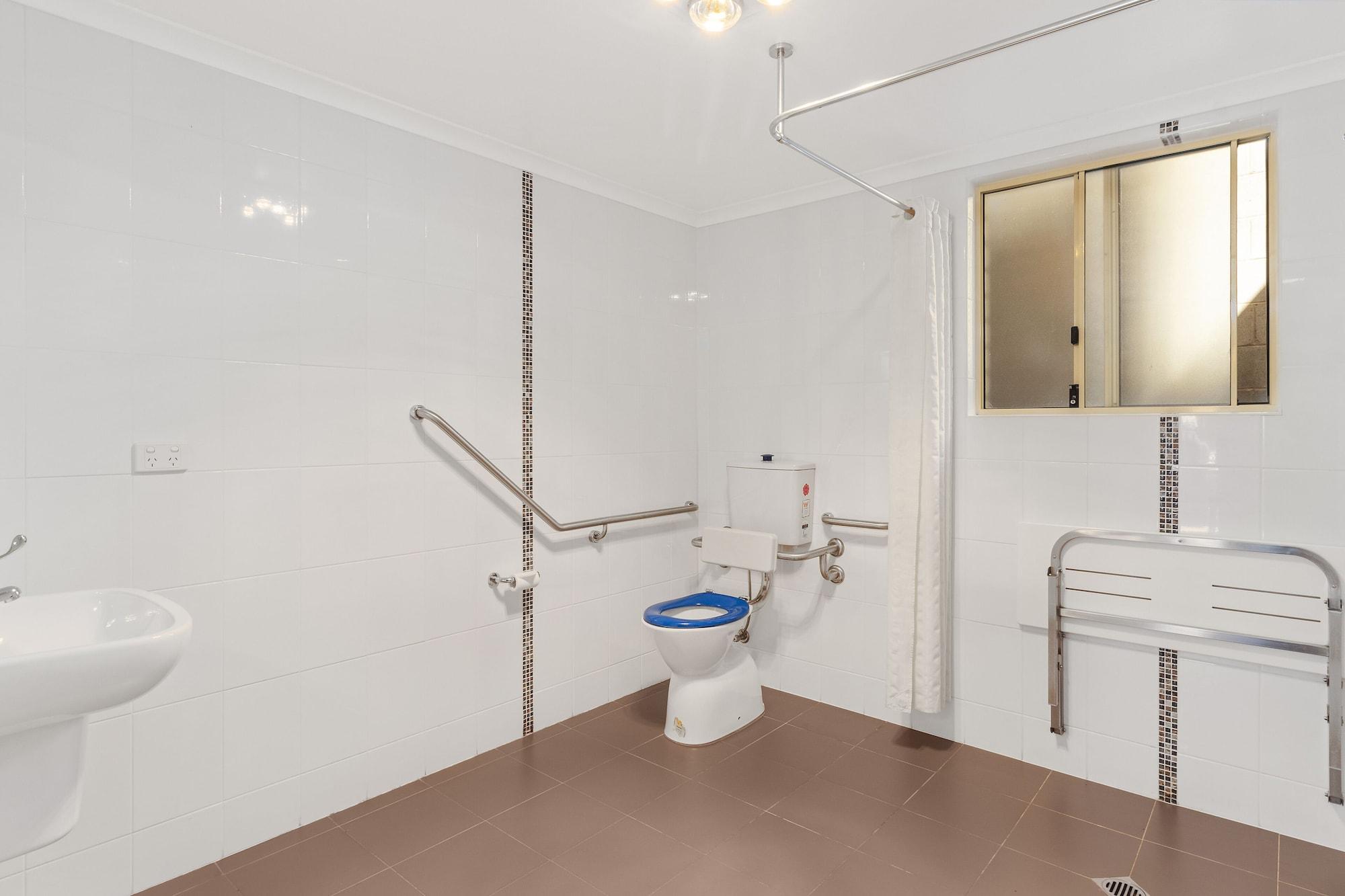 קווארה Econo Lodge Alabaster מראה חיצוני תמונה