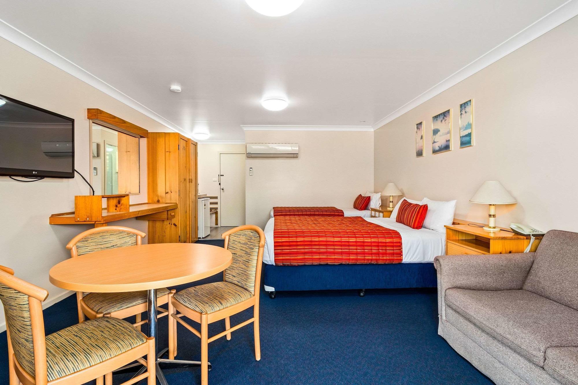 קווארה Econo Lodge Alabaster מראה חיצוני תמונה