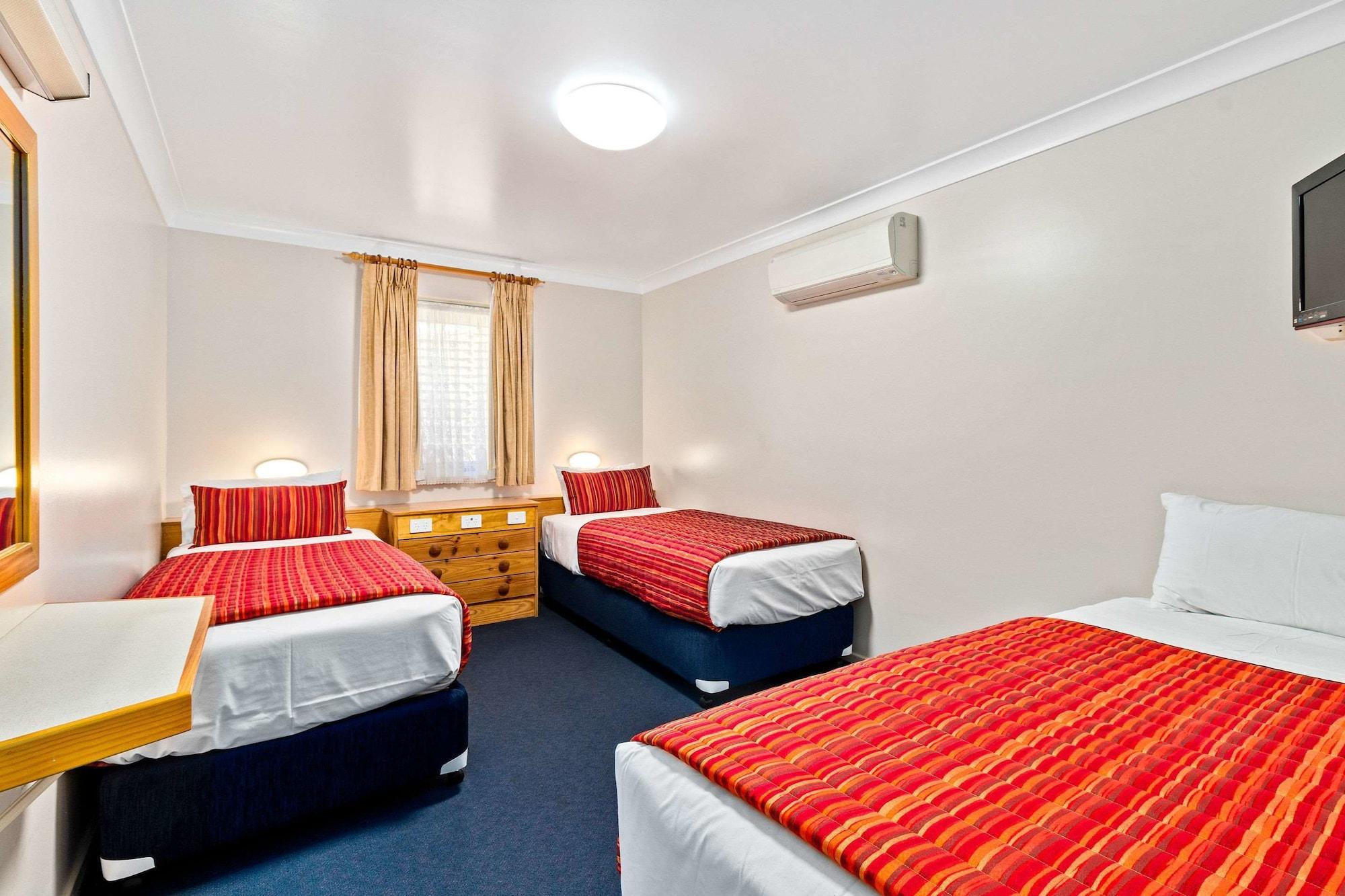 קווארה Econo Lodge Alabaster מראה חיצוני תמונה