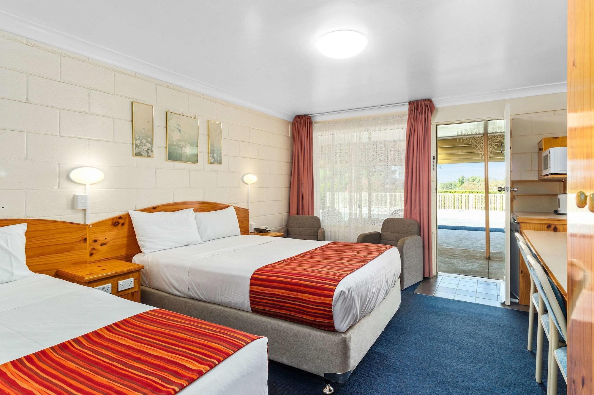 קווארה Econo Lodge Alabaster מראה חיצוני תמונה