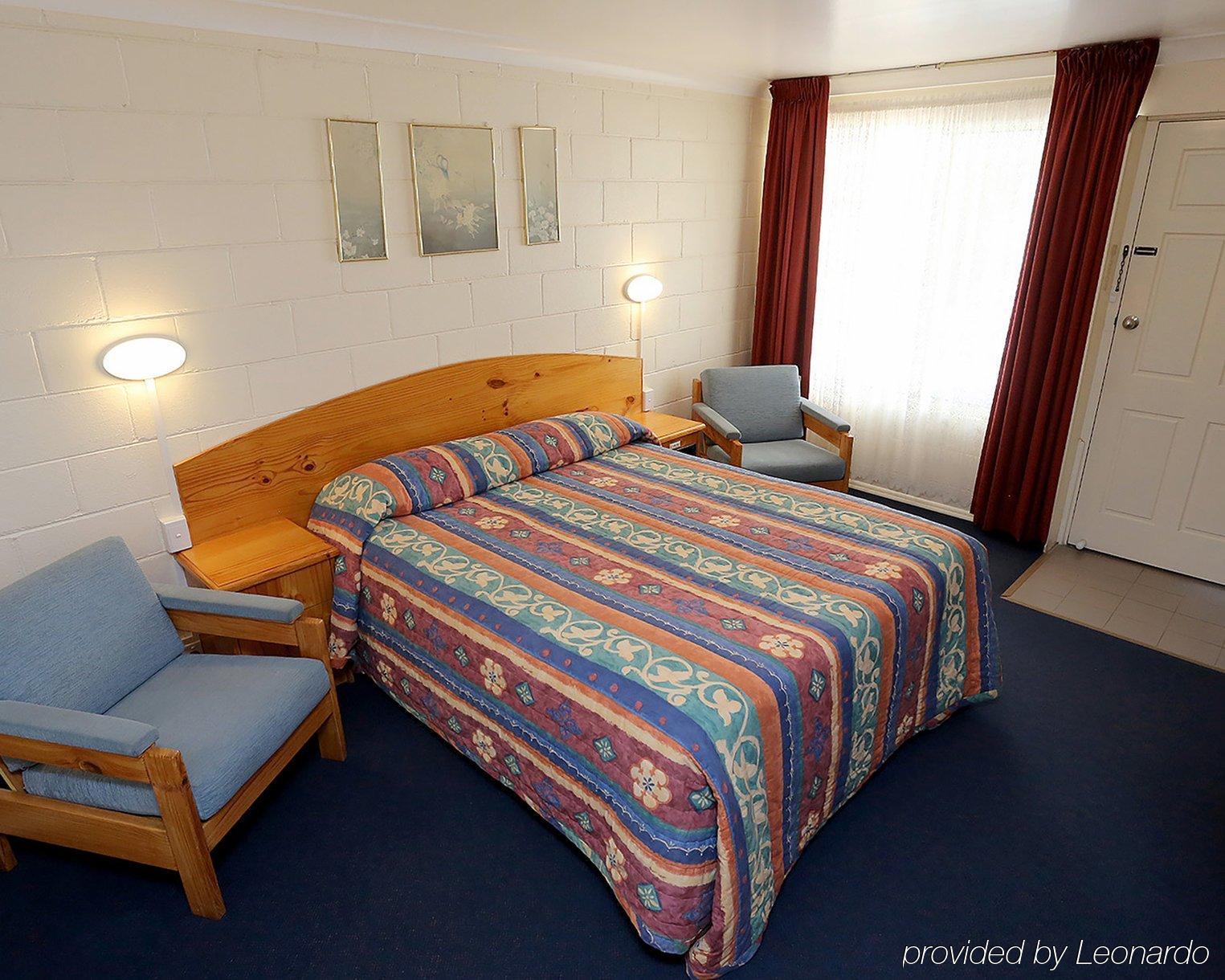 קווארה Econo Lodge Alabaster מראה חיצוני תמונה
